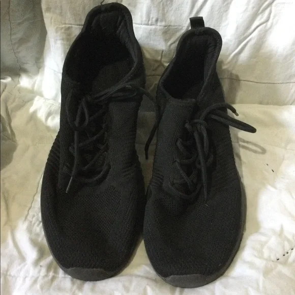 Size 15 deals w shoes